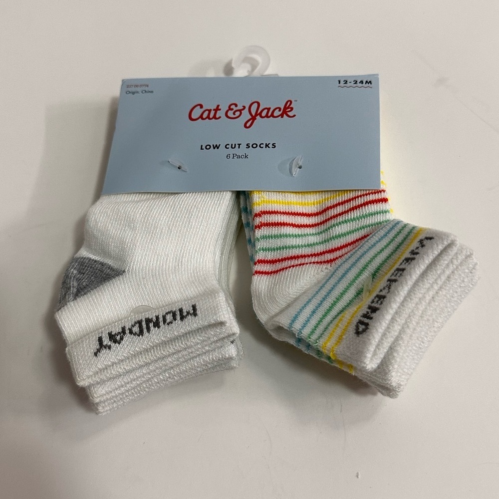 🧦 NWT Cat & Jack 6pk Kids Low-Cut Socks - Weekdays (6-12 Months) 🧦 - Picture 1 of 8